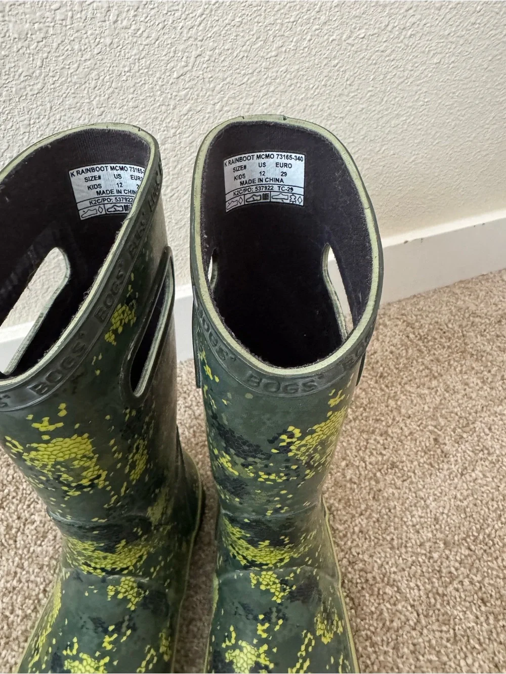 BOGS Kids Green Camo Splash Tall Rain Boots